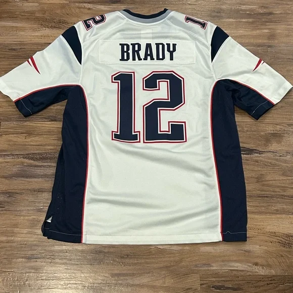 Nike Tom Brady New England Patriots Jersey Size Medium - Picture 2 of 5